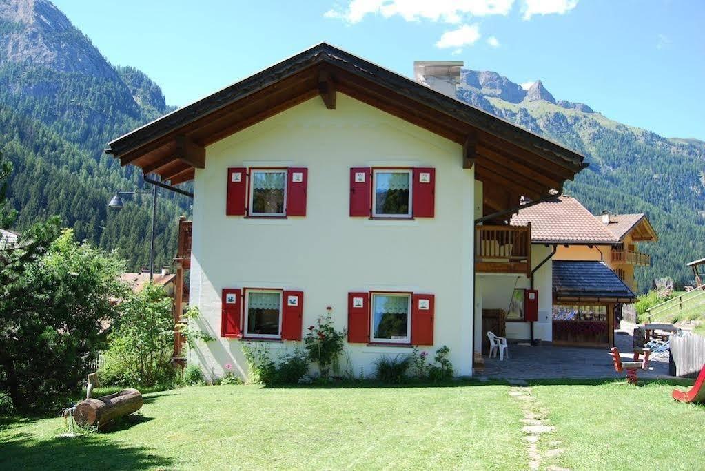 Appartamenti Chalet Orchidea Канацеї Екстер'єр фото