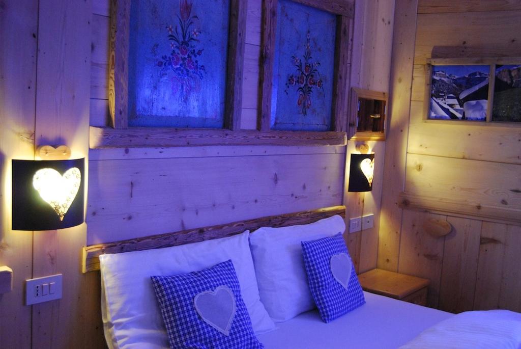 Appartamenti Chalet Orchidea Канацеї Екстер'єр фото