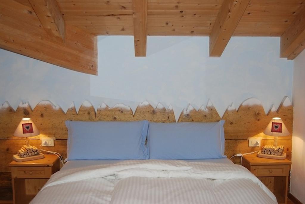 Appartamenti Chalet Orchidea Канацеї Екстер'єр фото